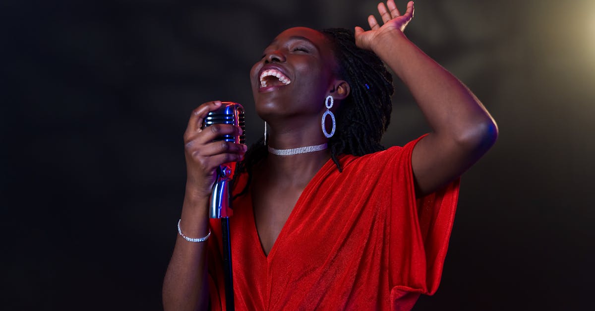 Singer-Songwriter Hits the Dancefloor