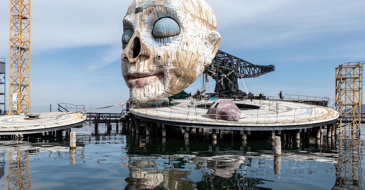 NASA Invites Creators to SLS Core Stage Rollout